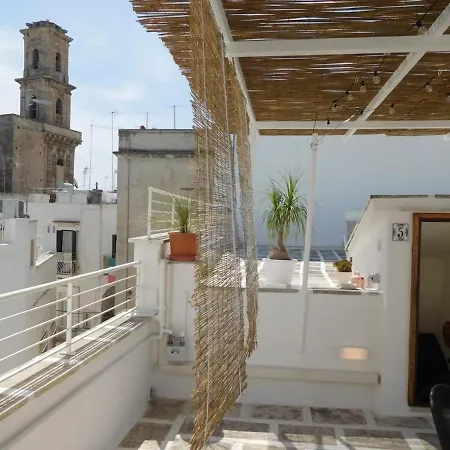 Casa Camillo Querno * Monopoli