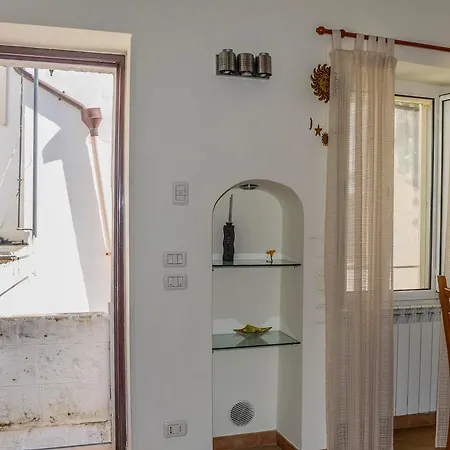 Holiday home Casa Camillo Querno *