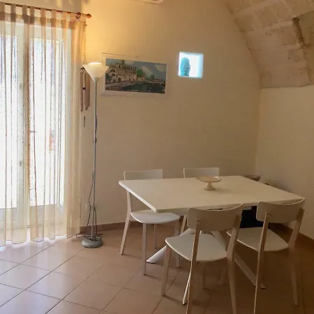 Casa Camillo Querno * Monopoli